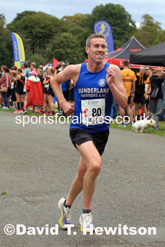 Senior mens Northern 6 Stage Relay, 2023 Northern 6 and 4 Stage Relays and Youngsters, Birkenhead Park, Wirral.  Photo: David T. Hewitson/Sports for All Pics